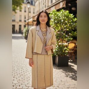 CHANEL BUTTER COLOR 3 piece Skirt Suit Size 40